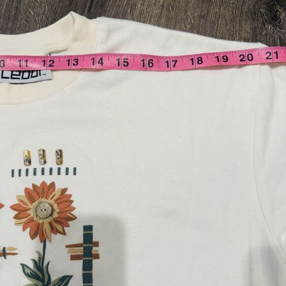 Vintage Teddi T Shirt Women’s Embroidered Short Sleeve Top Embellished Buttons - Picture 6 of 9